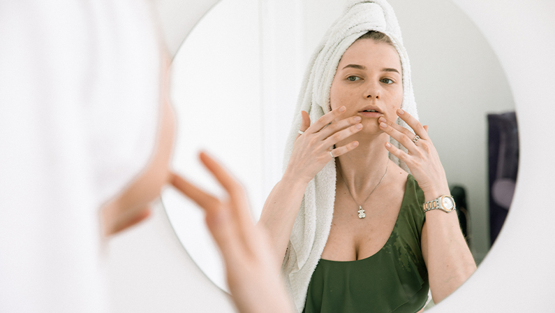 How can I reduce tooth extraction pain