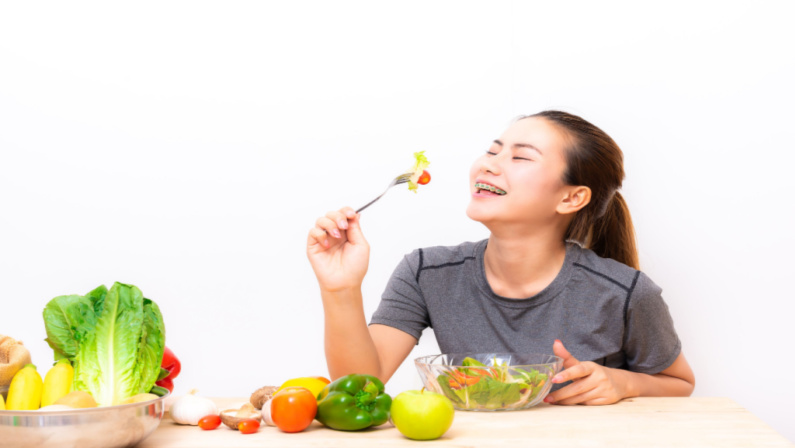 eating healthy foods with braces